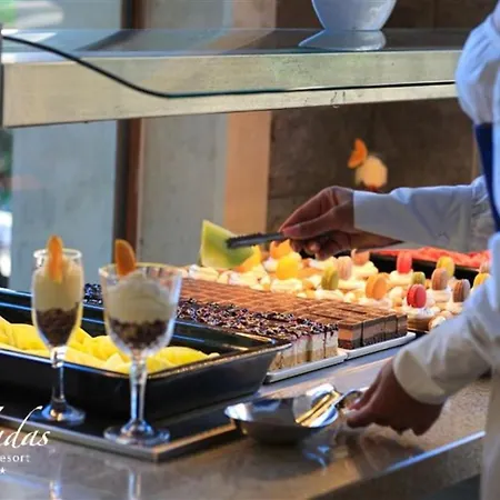 Апартхотел Cascadas Family