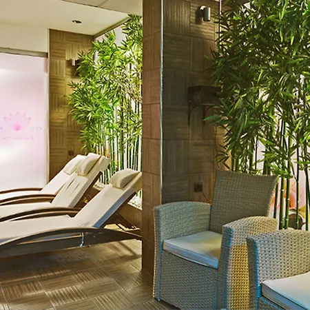 Cascadas Family Апартхотел 4*