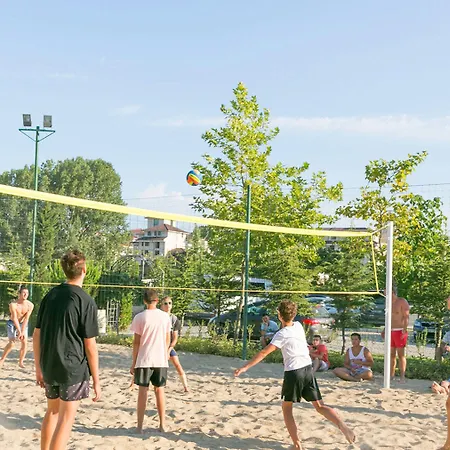 Cascadas Family Апартхотел 4*