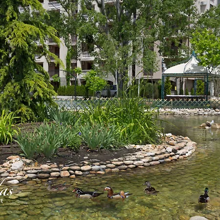 Cascadas Family Апартхотел 4*