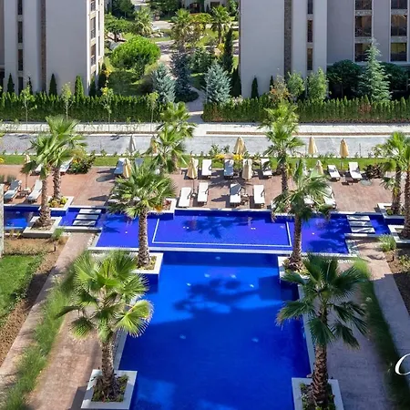 Aparthotel Cascadas Family Resort 4*