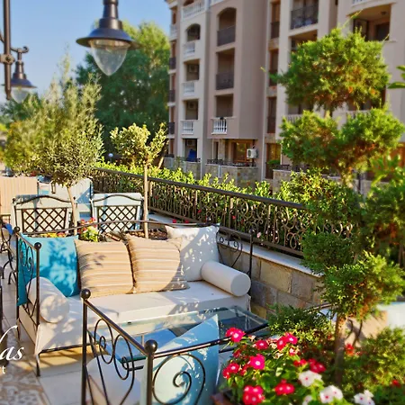 Cascadas Family Apartmanhotel