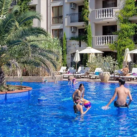 Apartmanhotel Cascadas Family