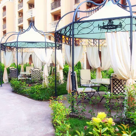 Cascadas Family Resort