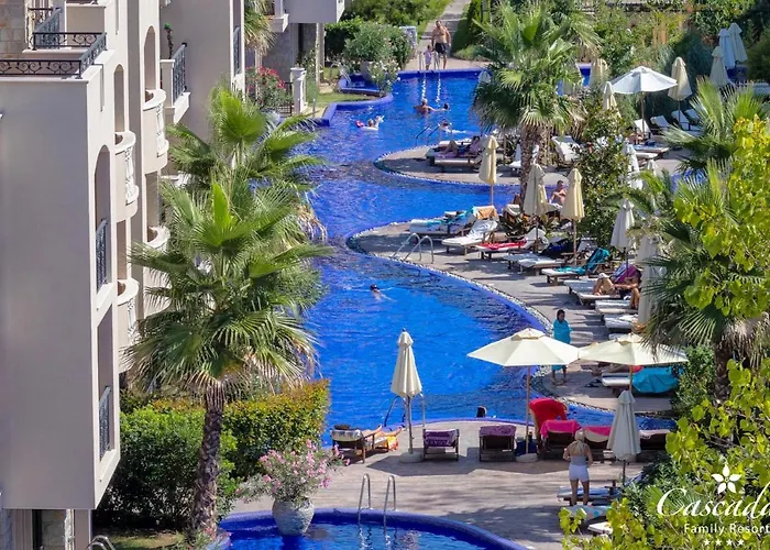 Lägenhetshotell Cascadas Family