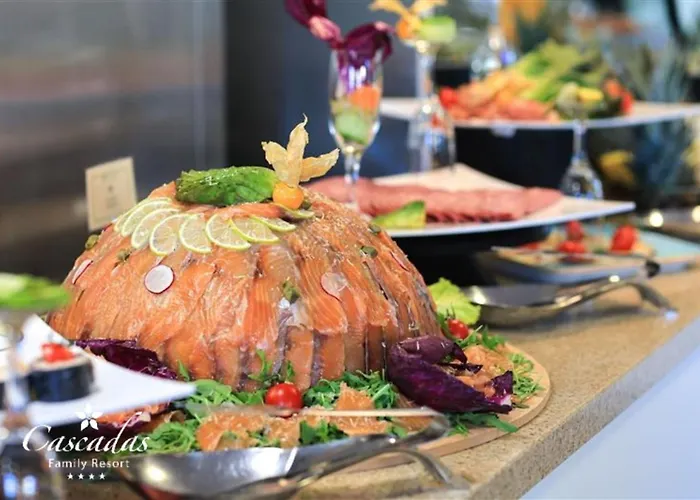 Cascadas Family 4* Słoneczny Brzeg